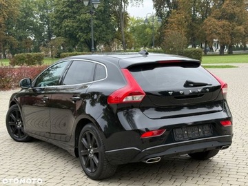 Volvo V40 II Hatchback Facelifting 2.0 D3 150KM 2018 Volvo V40 Volvo V40 D3 Inscription 2.0 Diesel 150KM, zdjęcie 9