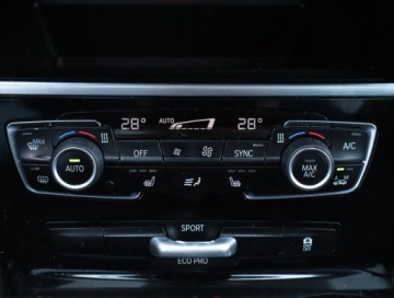 BMW Seria 2 F22-F23-F45-F46 Gran Tourer 218i 136KM 2015 BMW 2 Active Tourer 218i Active Tourer, Navi, zdjęcie 16