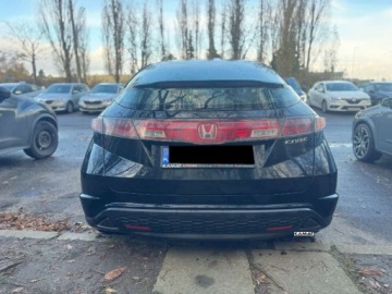 Honda Civic VIII Hatchback 5d 1.4 i 83KM 2007 Honda Civic Honda Civic 1,4 benzyna Klimatyzacja Zamiana 1.3 Benzyna 82KM, zdjęcie 13