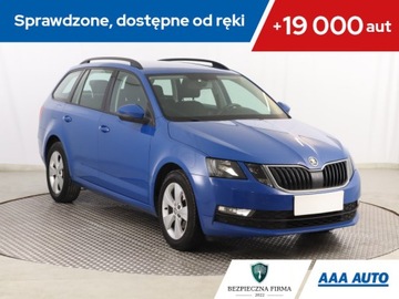 Skoda Octavia III Kombi Facelifting 1.6 TDI 115KM 2018 Skoda Octavia 1.6 TDI, Salon Polska, Klima
