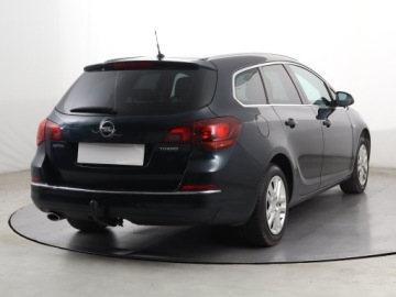 Opel Astra J Sports Tourer Facelifting 1.4 Turbo ECOTEC 140KM 2015 Opel Astra 1.4 T, GAZ, Skóra, Klima, Klimatronic, zdjęcie 4