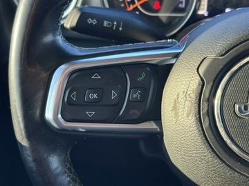 Jeep Wrangler IV Sport 4d Seria 5  2.0 GME Turbo  272KM 2019 Jeep Wrangler Sahara 2.0T 272KM 4x4 2019r. Hardtop, zdjęcie 16