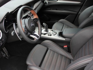 Alfa Romeo Stelvio SUV Facelifting 2023 2.0 GME Turbo 280KM 2025 ALFA ROMEO Stelvio Turbo Intensa Q4 Suv 2.0 (280KM) 2025, zdjęcie 3