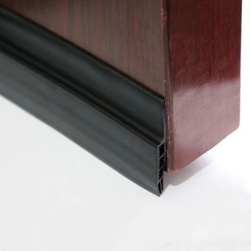 Ограничитель сквозняка под дверью Ограничитель сквозняка под дверью Sweep