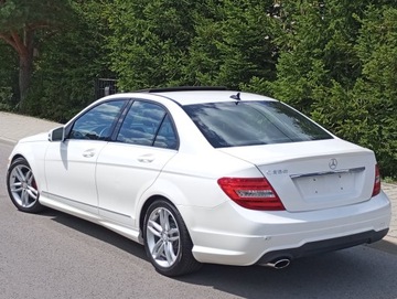 Mercedes Klasa C W205 2013 Automat Biała Perła Skóra Kamera Pakiet AMG Lift