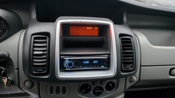 Opel Vivaro A Van z pojedynczą kabiną L1 2.0 CDTI 115KM 2011 Opel Vivaro 9 Osobowy Long Klima, zdjęcie 14