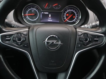 Opel Insignia I Hatchback Facelifting 2.0 CDTI Ecotec 170KM 2015 Opel Insignia 2.0 CDTI, 167 KM, Skóra, Navi, zdjęcie 17