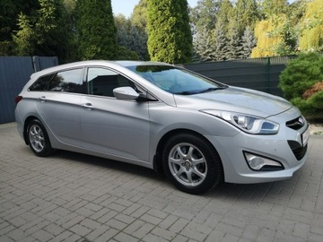 Hyundai i40 Kombi 1.7 CRDi HIGH 136KM 2012 Hyundai i40 1.7 CRDI 136KM Klimatr Automat, zdjęcie 3