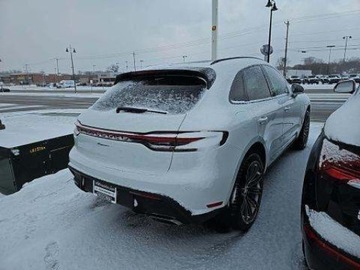 Porsche Macan 2024 Porsche Macan 2024r 2.0 Benzyna 261KM, zdjęcie 3