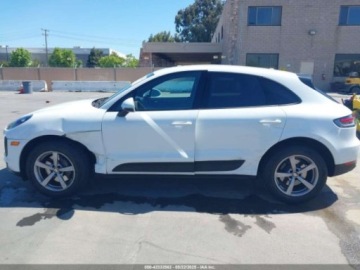 Porsche Macan 2021 Porsche Macan 2021 2.0l 2.0 Benzyna 248KM, zdjęcie 2