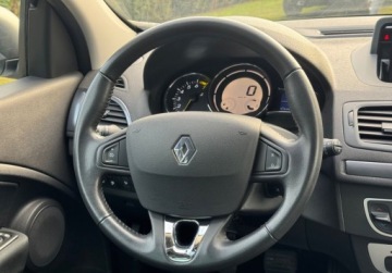 Renault Megane III Hatchback Facelifting 2013 1.6 16V 110KM 2014 Renault Megane 1.6 110KM R-link Climatronic Navi Serwis Bezwypadkowy Dla w, zdjęcie 19