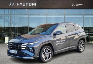 Hyundai Tucson IV SUV HEV Facelifting 1.6 T-GDI HEV 215KM 2025 Hyundai Tucson TUCSON Hybrid SUV 1.6 T-GDI HEV 6AT 4WD 215 KM Automatycz