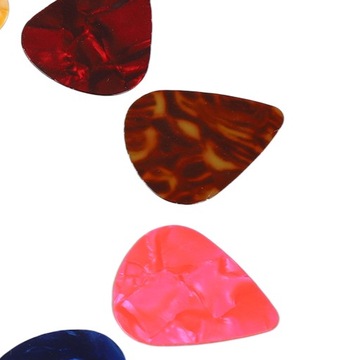 60 шт. Красочные целлулоидные медиаторы для гитары.