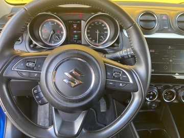 Suzuki Swift VI Hatchback 1.2 DualJet 90KM 2019 Suzuki Swift 1.2 Hybrid, zdjęcie 9
