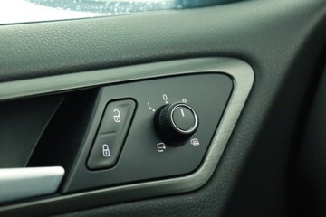 Volkswagen Golf VII Variant 1.6 TDI CR DPF BlueMotion Technology 105KM 2014 VW Golf 1.6 TDI, Automat, Xenon, Bi-Xenon, Klima, zdjęcie 12