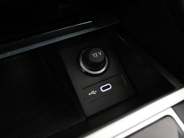 Skoda Superb III Kombi Plug-In Hybrid 1.4 TSI Plug-In-Hybrid 218KM 2020 Škoda Superb Skoda Superb PHEV automat virtual, zdjęcie 28