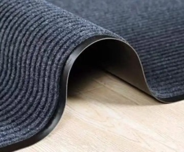 РЕЗИНОВЫЙ КОВРИК ДЛЯ ВХОДНОЙ ДВЕРИ ВНУТРИ БОЛЬШОЙ