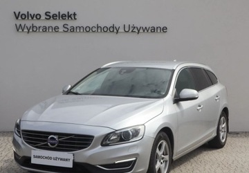Volvo V60 I Kombi Facelifting 2.0 D3 DRIVE-E 150KM 2016 Volvo V60 2.0 150KM SUMMUM 2 Wlasciciel Serwisowany 2.0 Diesel 150KM, zdjęcie 1