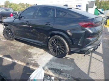 BMW X6 G06 2023 BMW X6 xDrive40I 2023 3.0l 3.0 Benzyna 335KM, zdjęcie 3