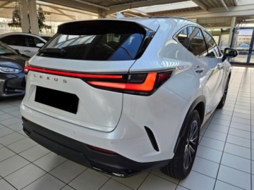 Lexus NX II SUV Facelifting 2.5 350h 200KM 2025 Od ręki - 350h Elegance 2.5 Hybrid AWD 200KM | Podgrzewane fotele!, zdjęcie 2