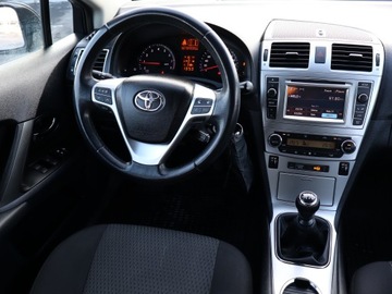 Toyota Avensis III Wagon Facelifting 1.8 Valvematic 147KM 2013 Toyota Avensis 1.8 Valvematic, Klima, Klimatronic, zdjęcie 6