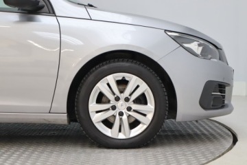 Peugeot 308 II SW Facelifting 1.5 BlueHDI 130KM 2019 Peugeot 308 1.5 BlueHDi, Salon Polska, Serwis ASO, zdjęcie 14