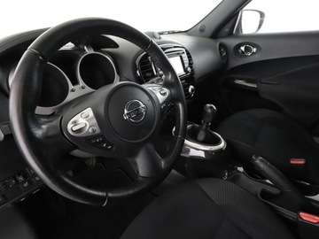 Nissan Juke I SUV Facelifting DIG-T 115KM 2014 Nissan Juke panorama navi kamera360 klima-auto, zdjęcie 13