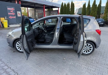 Opel Meriva II Mikrovan Facelifting 1.4 Turbo ECOTEC 120KM 2015 Opel Meriva Przepiekna, bezwypadkowa, SERWIS ASO, 1.4 Benzyna 120KM, zdjęcie 32