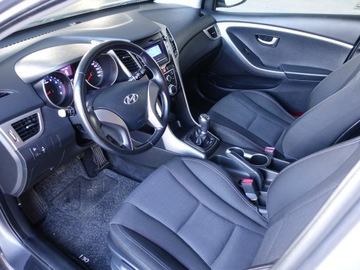 Hyundai i30 II Hatchback 5d 1.4 MPI 100KM 2012 Hyundai i30 1.4, zdjęcie 12