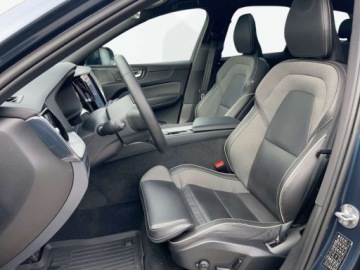 Volvo XC60 II 2022 Volvo XC 60 B5 D 235 KM AWD Kamera 360, Pneumatyka,Harman, Blis, Cta, ACC,, zdjęcie 8