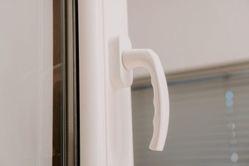 ОКНА ПВХ 600х800 RU БЕЛЫЕ, ЛЕВЫЕ