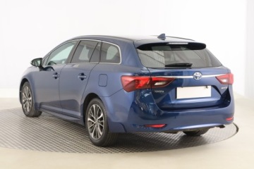 Toyota Avensis III Wagon Facelifting 2015 2.0 D-4D 143KM 2016 Toyota Avensis 2.0 D-4D, Salon Polska, Serwis ASO, zdjęcie 3