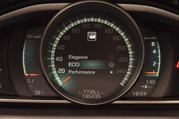 Volvo V40 II Hatchback Facelifting 2.0 T3 152KM 2016 Volvo V40 Cross Country T3 Turbo BENZYNA ---OCEAN RACE--- Full LED, zdjęcie 25