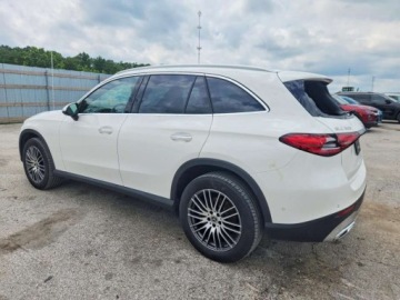 Mercedes GLC C254/X254 2024 Mercedes-Benz GLC Glc 300 4matic 2024 2.0 Benzyna 255KM, zdjęcie 1