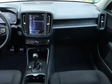 Volvo XC40 Crossover 1.5 T3 163KM 2020 Volvo XC40 T3, Salon Polska, Serwis ASO, Klima, zdjęcie 7