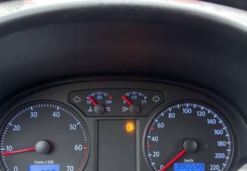 Volkswagen Polo IV Hatchback 1.2 i 60KM 2006 Volkswagen Polo Vw Polo 1.2 benzyna 2006, klima 5 drzwi LIFT 1.2 Benzyna, zdjęcie 7