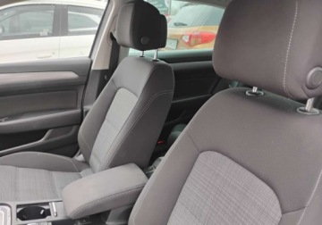 Volkswagen Passat B8 Limousine Facelifting 1.5 TSI EVO 150KM 2021 Volkswagen Passat 2021r, 1.5TSI. AUTOMAT. Uszkodzony lewy przod i tyl. Je, zdjęcie 8