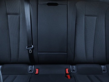 Audi A4 B9 Avant Facelifting 2.0 35 TFSI 150KM 2022 Audi A4 35 TFSI, Salon Polska, 1. Właściciel, zdjęcie 9