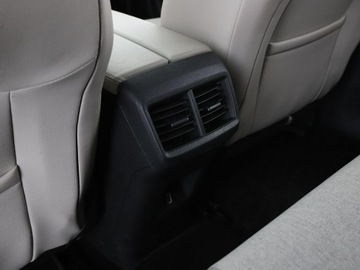 Citroen C5 Aircross SUV 1.2 PureTech 130KM 2019 Citroen C5 Aircross skóra kamera180 navi, zdjęcie 38