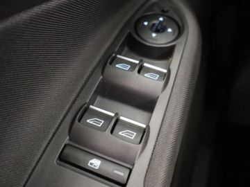 Ford C-MAX II Grand C-MAX Facelifting 1.0 EcoBoost 125KM 2019 Ford C-Max 1.0 EcoBoost, Navi, Klima, Tempomat, zdjęcie 16