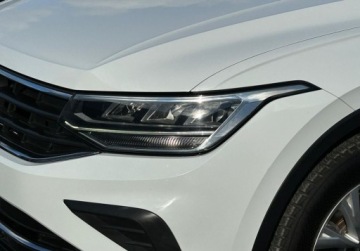 Volkswagen Tiguan II SUV 1.5 TSI EVO 150KM 2020 Volkswagen Tiguan Life, ACC, 3 strefowa klimatyzacja, Bezwypadkowy, Salon, zdjęcie 35