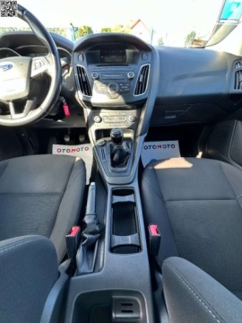 Ford Focus III Sedan Facelifting 1.6 Ti-VCT 105KM 2018 Ford Focus Salon PL Instalacja LPG 1.6 BenzynaLPG 105KM, zdjęcie 24