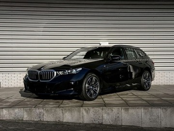 BMW Seria 5 G90-91 Touring 2.0 520d 197KM 2025 BMW Seria 5 Touring 520d xDrive M Sport 2.0 197KM