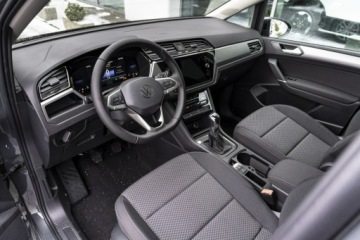 Volkswagen Touran III 1.5 TSI EVO 150KM 2026 Volkswagen Touran Comfortline Plus 1.5 TSI EVO 150, zdjęcie 8