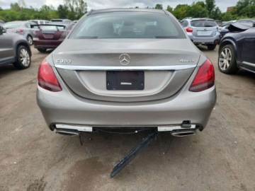 Mercedes Klasa C W205 2019 Mercedes-Benz Klasa C 300 4Matic 2019 2.0L 2.0 Benzyna 255KM, zdjęcie 2