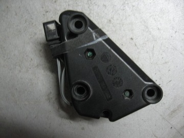 WZMACNIACZ GŁOŚNIKA VW GOLF V 1K00354663D
