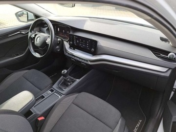 Skoda Octavia III Kombi Facelifting 1.5 TSI ACT 150KM 2020 Skoda Octavia 1.5 Benzyna 150KM, zdjęcie 24