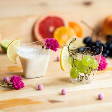 POJEMNIK na deser GÓRA FALISTA WAVES 25 sztuk PRZYSTAWKI PRZEKĄSKI