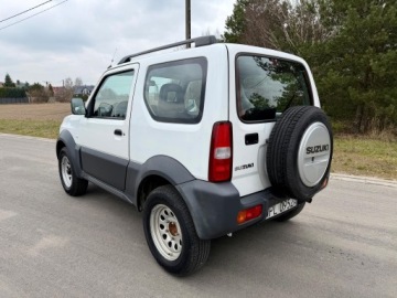 Suzuki Jimny III Standard Facelifting 1.3 VVT 4WD 85KM 2017 Suzuki JIMNY 1.3B 4x4 Klimatyzacja, zdjęcie 1