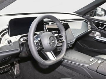 Mercedes Klasa E W214 Sedan 2.0 220d 197KM 2025 E Klasa 220 d 4-Matic AMG 2.0 (197KM) 2025, zdjęcie 9
